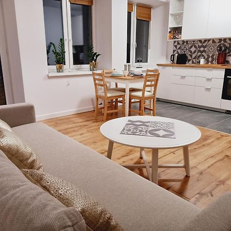 Apartamenty Osmolice W Stawach Deblin Exterior photo